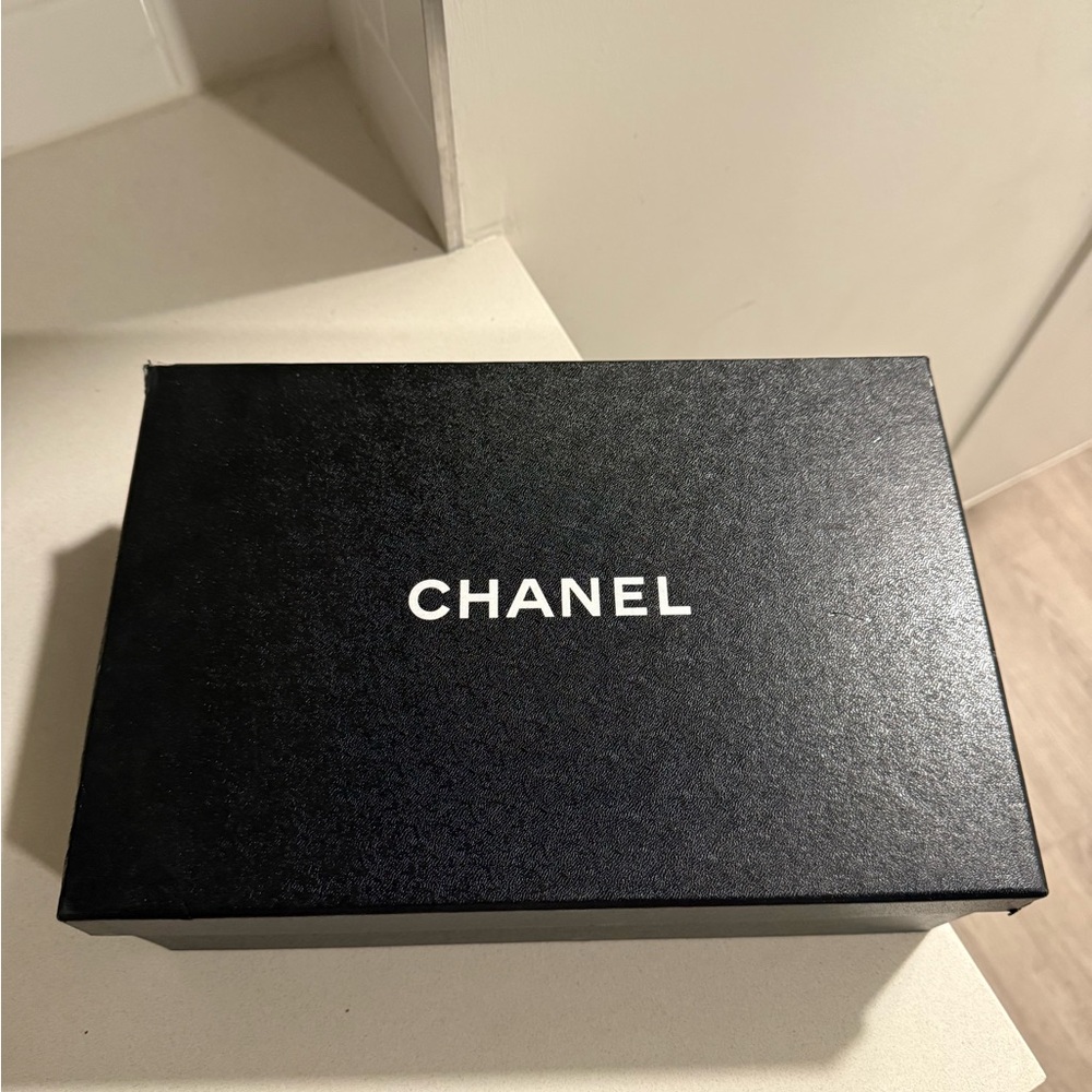 Chanel slides - Picture 10 of 10